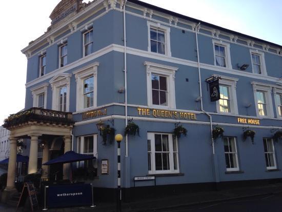 The Queen'S Hotel Wetherspoon Newport (Gwent) Exterior photo